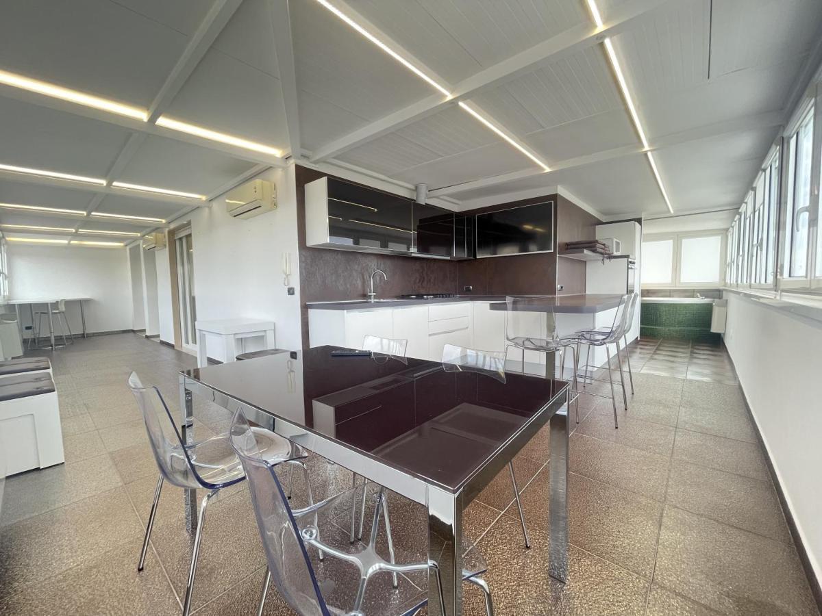 Cconforthotels Appartamento Skyline Bari Exteriér fotografie