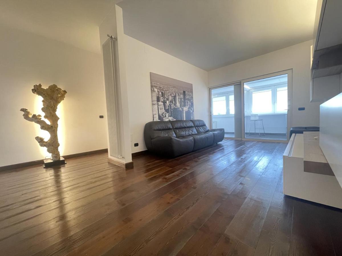Cconforthotels Appartamento Skyline Bari Exteriér fotografie